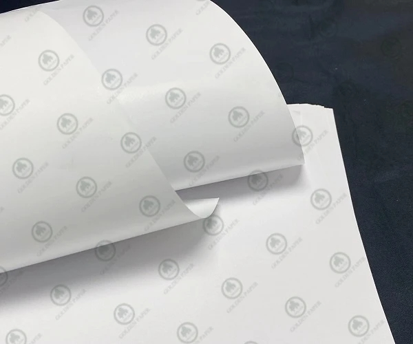Introduction et avantages du papier enduit de poids de cuisse