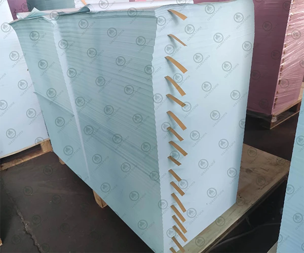 Papier NCR: rendre l'écriture claire et écologique