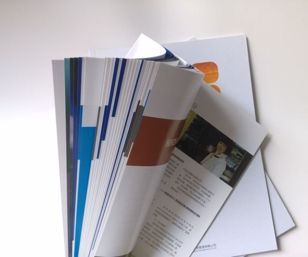 Coated_paper_made_from_high-quality_coated_paper.jpg Coated_paper_made_from_high-quality_coated_paper.jpg